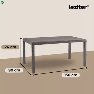 Hella műanyag kerti asztal