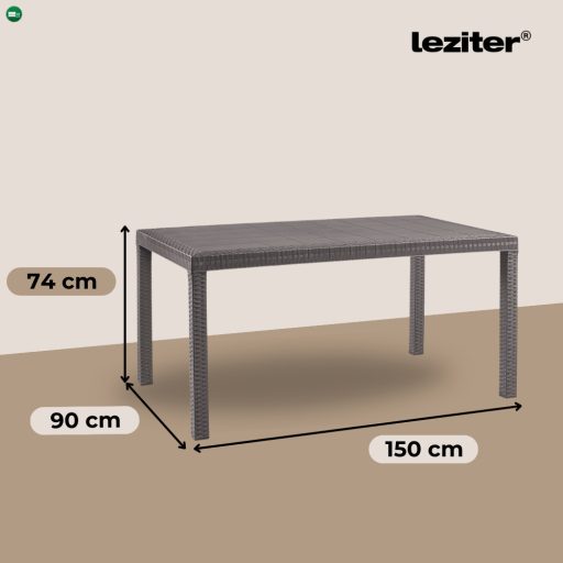 Hella műanyag kerti asztal