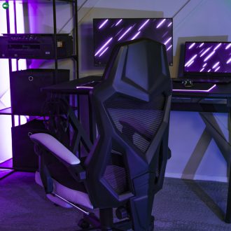 Bing. Gamer Forgószék fekete-fehér színben